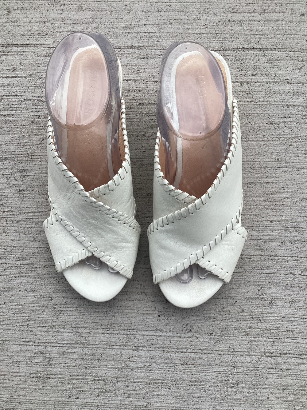 Jack Rogers Sloane  White Leather Cross-Over Slide Sandals Sz 8 M Heels 2 inches